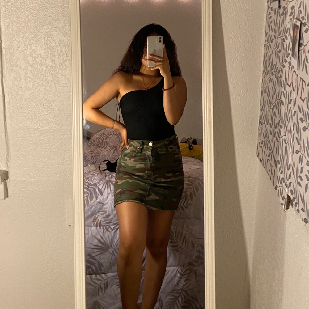Army print mini skirt